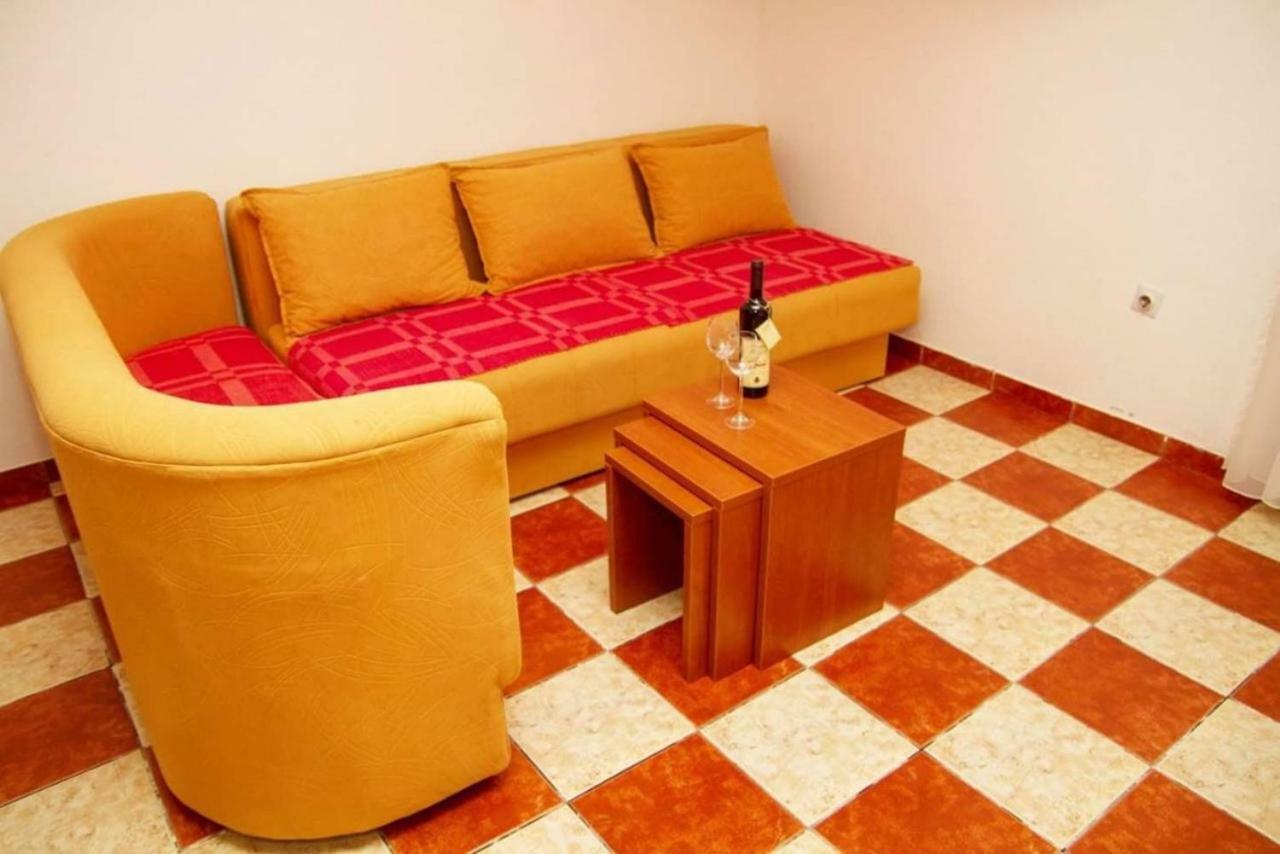 Apartmani Skver Sanja Herceg Novi Eksteriør bilde